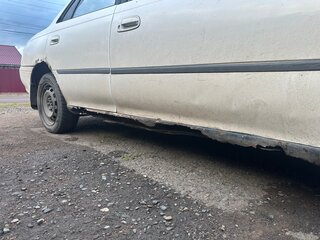 1993 Toyota Carina VI (T190), белый, 150000 рублей, вид 3
