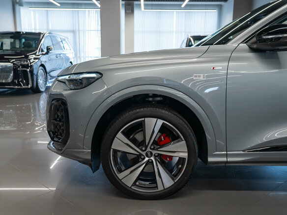 2026 Audi Q5 L III (GU), серый - вид 28
