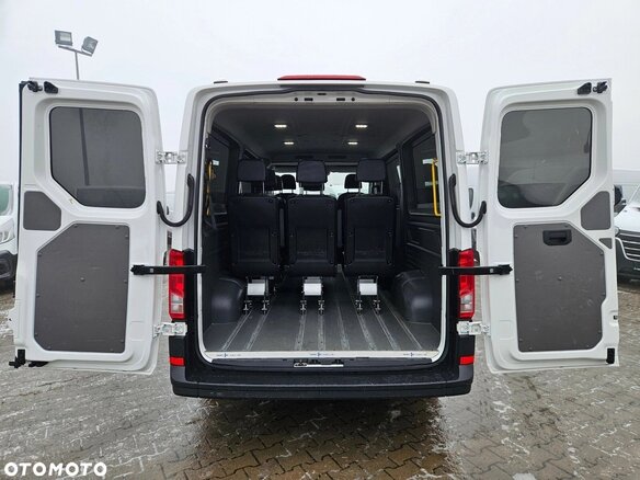 2022 Volkswagen Crafter, белый, 4700000 рублей - вид 8