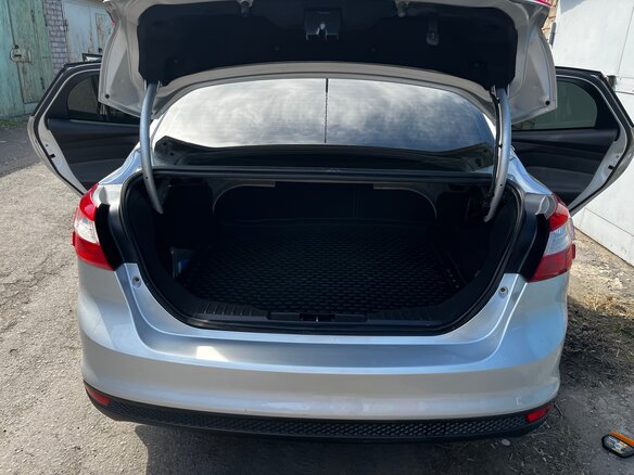 2014 Ford Focus III, серебристый, 700000 рублей - вид 8