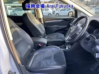 2012 Volkswagen Sharan II, белый, 850000 рублей, вид 4