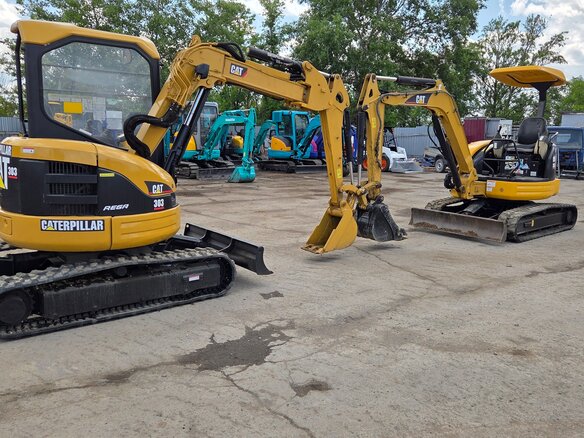 2010 Caterpillar 303SR, жёлтый, 1780000 рублей - вид 6