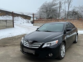 2011 Toyota Camry VI (XV40) Рестайлинг, чёрный, 1350000 рублей, вид 1