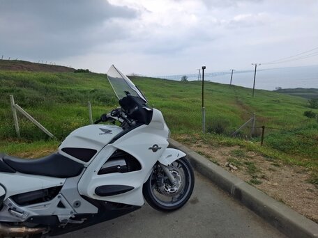 2005 Honda ST 1300, белый, 449000 рублей, вид 4