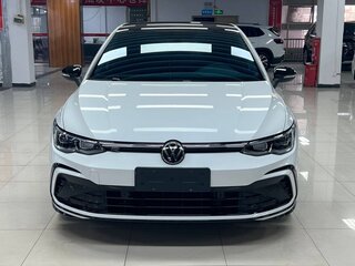 2022 Volkswagen Golf VIII, белый, 2100000 рублей, вид 3