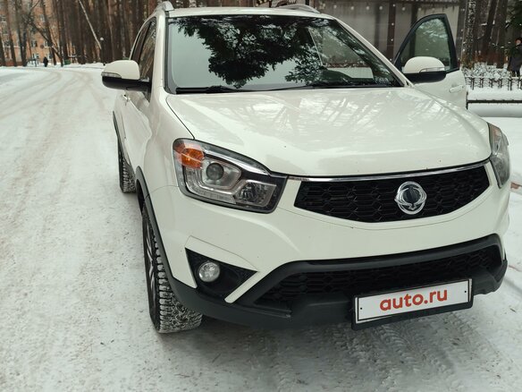 2014 SsangYong Actyon II Рестайлинг, белый, 1200000 рублей - вид 1