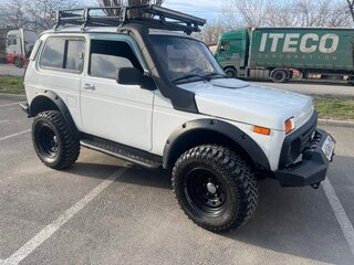 2013 Lada (ВАЗ) 2121 (4x4) I Рестайлинг, белый, 750000 рублей, вид 2