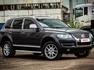 2010 Volkswagen Touareg I Рестайлинг, чёрный, 1500000 рублей, вид 4