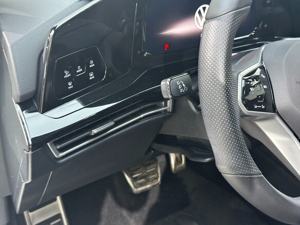 2022 Volkswagen Golf VIII, белый, 1972000 рублей - вид 5