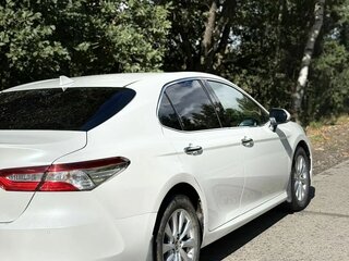 2021 Toyota Camry VIII (XV70), белый, 2850000 рублей, вид 5