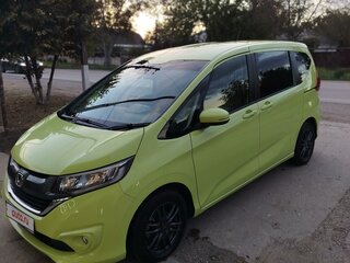 2019 Honda Freed II Рестайлинг, жёлтый, 1700000 рублей, вид 1