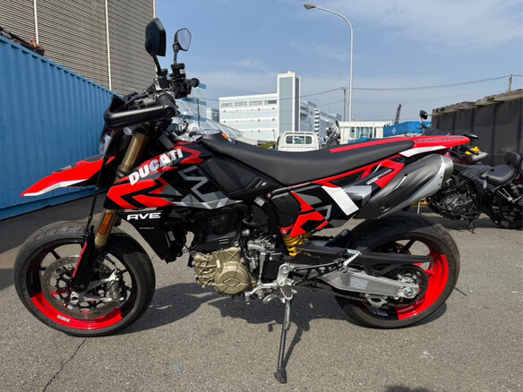 2024 Ducati Hypermotard, красный, 1150000 рублей - вид 2