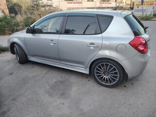 2009 Kia Ceed I, серебристый, 715000 рублей, вид 4
