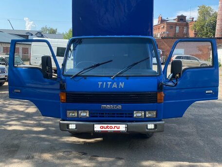 1990 Mazda Titan, синий, 900000 рублей, вид 3