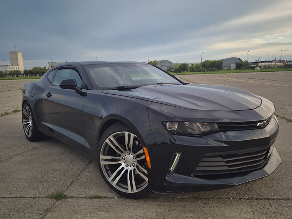 2018 Chevrolet Camaro VI, чёрный - вид 4