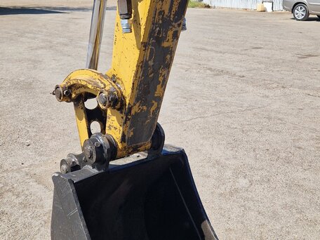 2010 Caterpillar 303SR, жёлтый, 1680000 рублей, вид 2