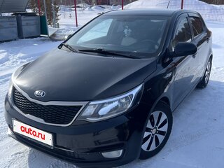 2015 Kia Rio III Рестайлинг, чёрный, 960000 рублей, вид 1