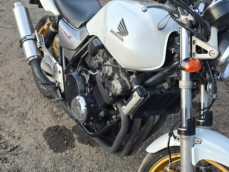 1999 Honda CB 400 Super Four, белый, 330000 рублей, вид 1