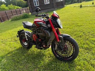 2015 MV Agusta Brutale 800, красный, 1350000 рублей, вид 5