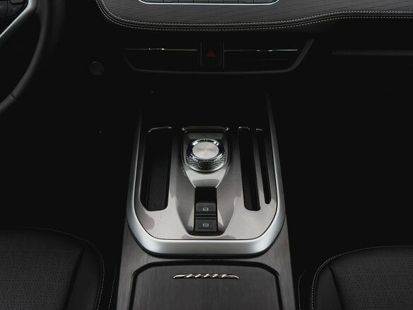 2026 Haval Jolion I Рестайлинг, чёрный - вид 33