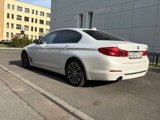 2019 BMW 5 серии 520d VII (G30/G31/G38), белый, 3150000 рублей, вид 4