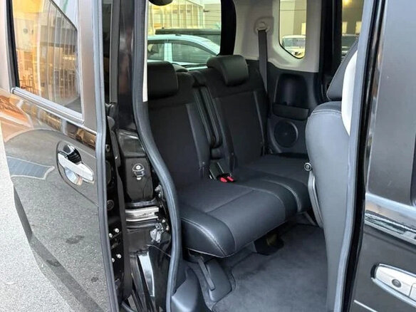 2016 Honda N-BOX I Рестайлинг, чёрный - вид 31