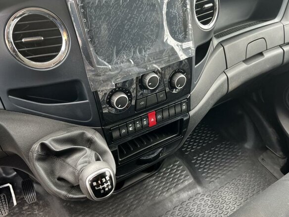 2024 Iveco Daily, синий, 4590000 рублей - вид 12
