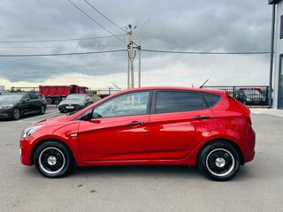 2015 Hyundai Solaris I Рестайлинг, красный, 1279000 рублей, вид 3