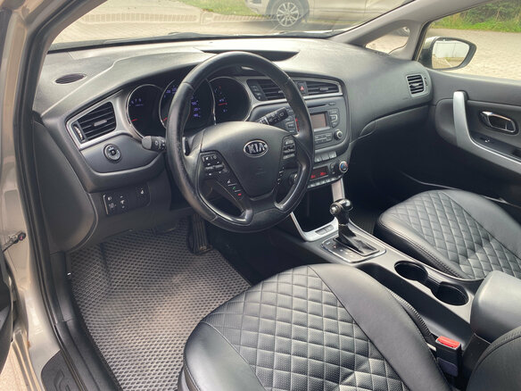 2016 Kia Ceed II Рестайлинг, серебристый, 1239000 рублей - вид 9