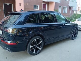 2017 Audi Q7 II (4M), чёрный, 4500000 рублей, вид 4