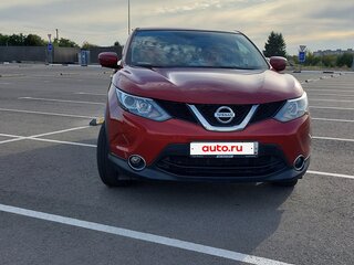 2017 Nissan Qashqai II, красный, 1800000 рублей, вид 2