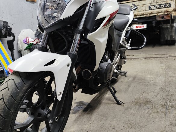 2013 Honda CB 400F, белый, 400000 рублей - вид 1