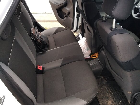 2013 Ford Focus III, белый, 600000 рублей - вид 9