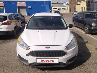 2015 Ford Focus III Рестайлинг, белый, 420000 рублей, вид 1