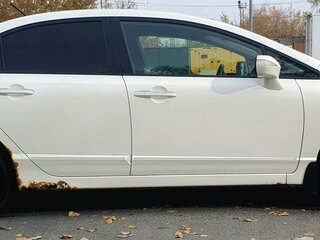 2009 Honda Civic Hybrid VIII Рестайлинг, белый, 850000 рублей, вид 4