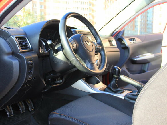 2010 Subaru Impreza WRX III, красный - вид 5