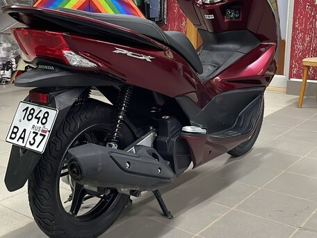 2015 Honda PCX 150, красный, 260000 рублей, вид 4