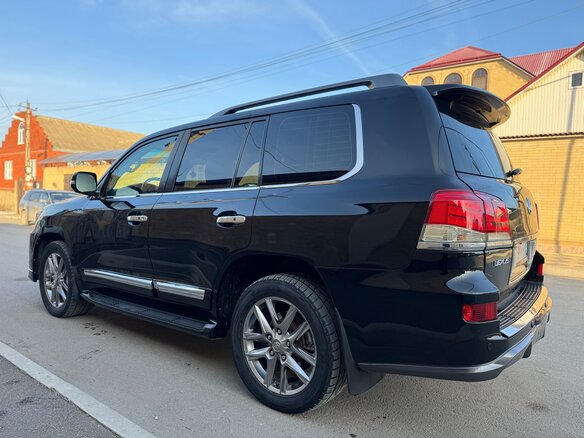 2008 Lexus LX 570 III, чёрный, 2550000 рублей - вид 12
