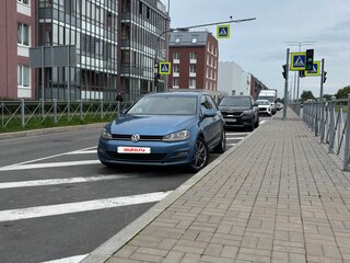 2013 Volkswagen Golf VII, голубой, 930000 рублей, вид 1