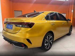 2024 Kia K3 II (China Market) Рестайлинг, золотистый, 1720000 рублей, вид 5