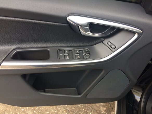 2013 Volvo XC60 I, чёрный - вид 19