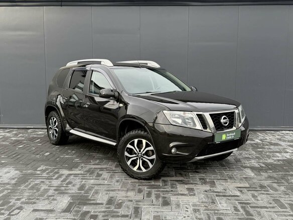 2014 Nissan Terrano III (D10), чёрный, 990000 рублей - вид 4