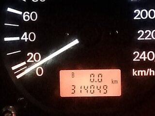 1998 Mitsubishi Carisma I, пурпурный, 160000 рублей, вид 5