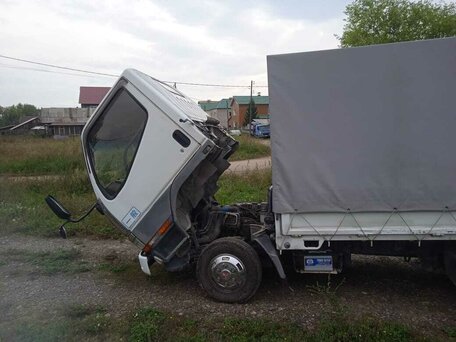 1996 Fuso (Mitsubishi) Canter, белый, 1050000 рублей, вид 2