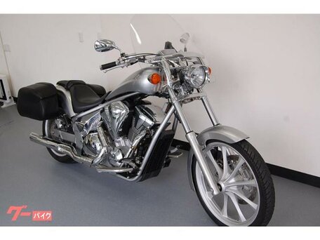 2010 Honda VT 1300CR Stateline, серый, 700000 рублей, вид 2