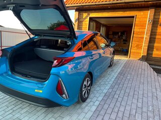 2017 Toyota Prius PHV ZVW52 IV (XW50), синий, 2050000 рублей, вид 3