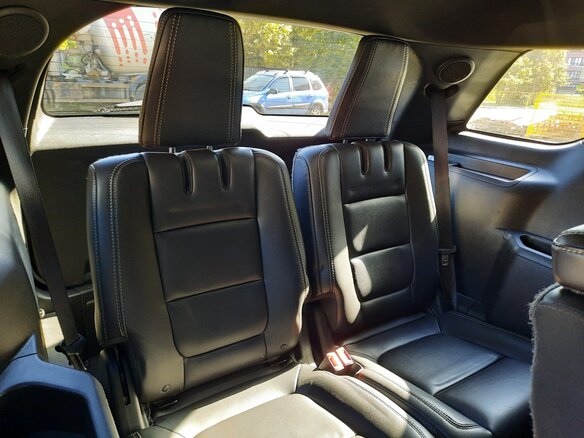 2013 Ford Explorer Sport V, белый, 1700000 рублей - вид 12