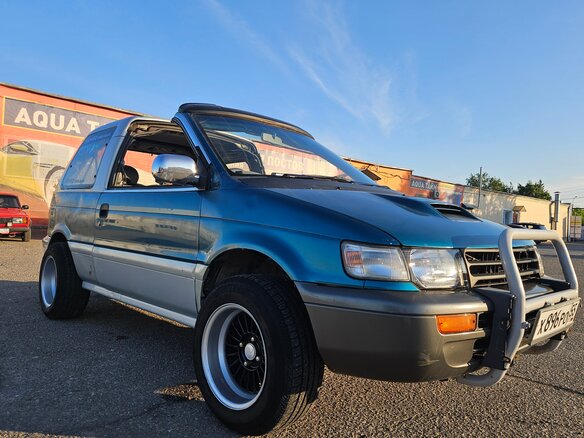 1993 Mitsubishi RVR I, зелёный, 450000 рублей - вид 4