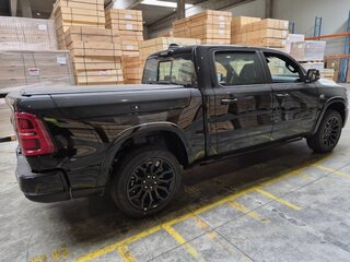 2026 Ram 1500 Rumble Bee V Рестайлинг, чёрный, 10479000 рублей, вид 4