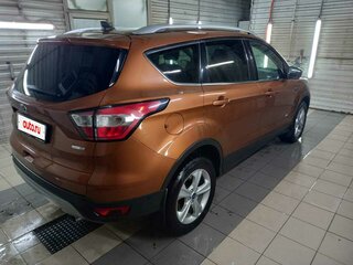 2018 Ford Kuga II Рестайлинг, коричневый, 1480000 рублей, вид 5